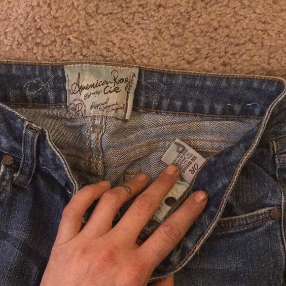 Straight Leg Jeans - Picture 2 of 3